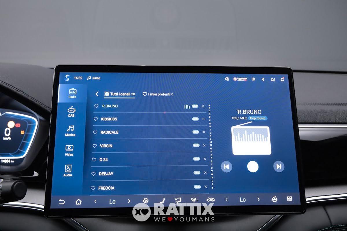BYD Seal U DM-i 1.5 PHEV Boost + tetto apribile