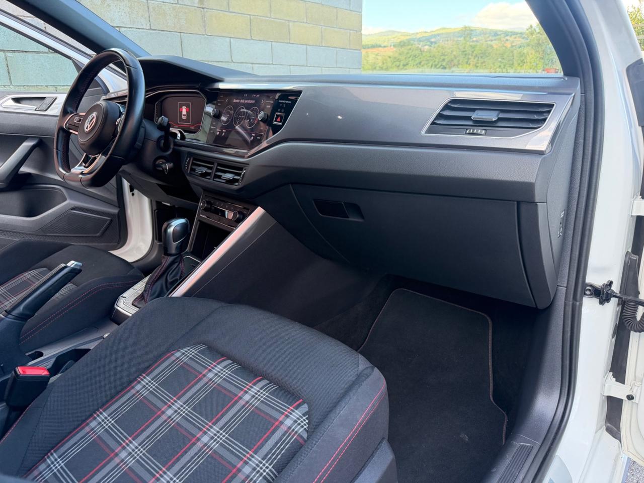 Volkswagen Polo GTI 2.0 200cv DSG