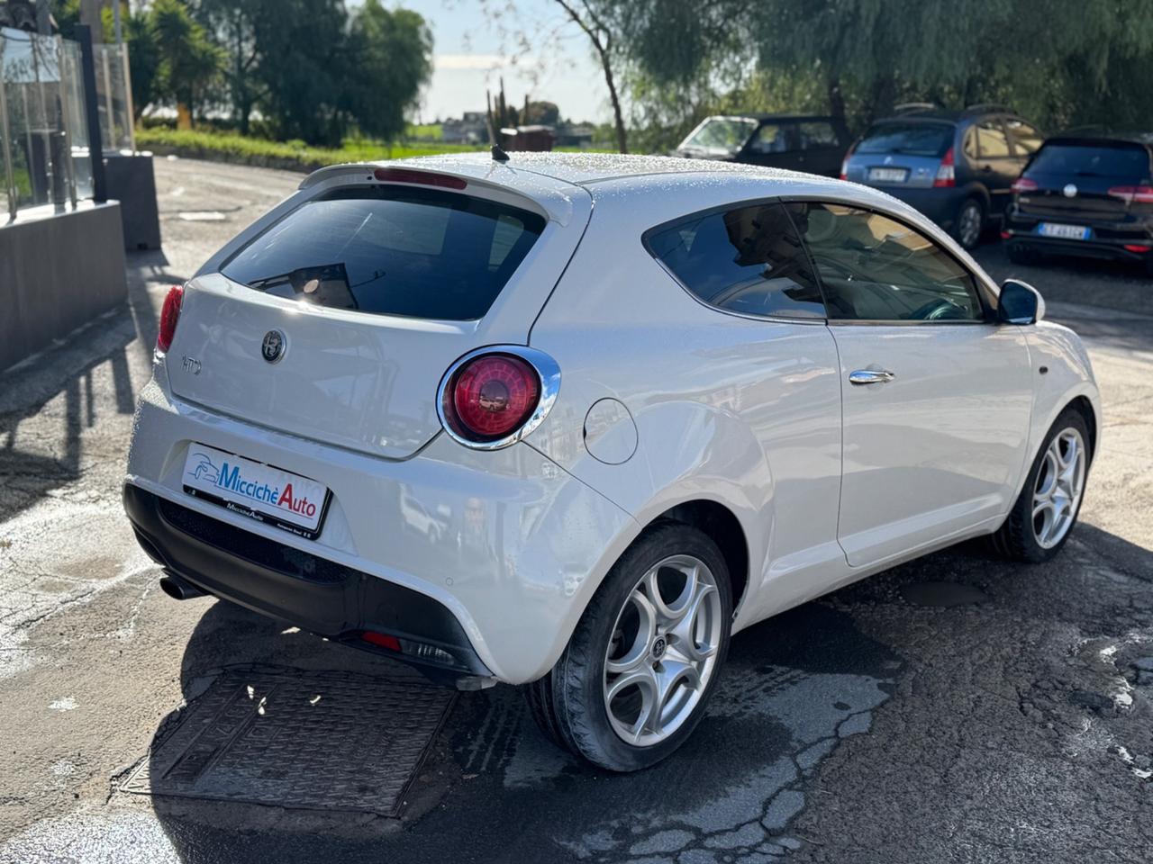 ALFA ROEMO MITO 1.6 JTDm2 120 CV DISTINCTIVE