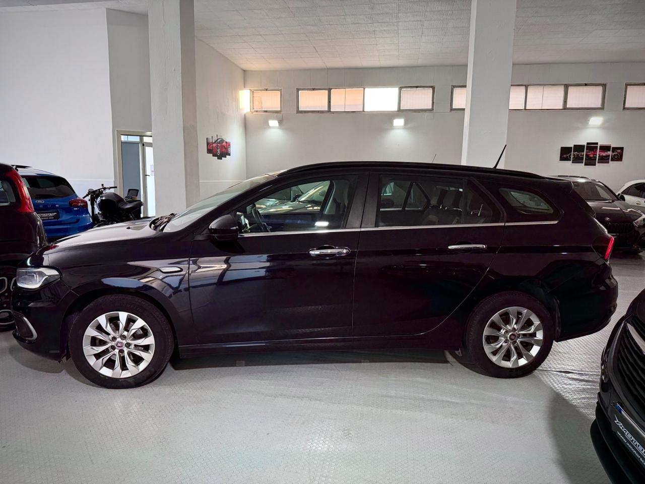 Fiat Tipo 1.6 Mjt Aziendale SW Business 120CV