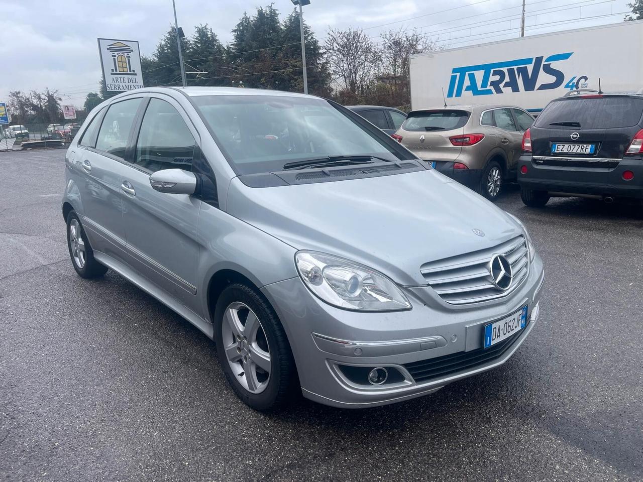 Mercedes-benz B 200 Turbo Sport