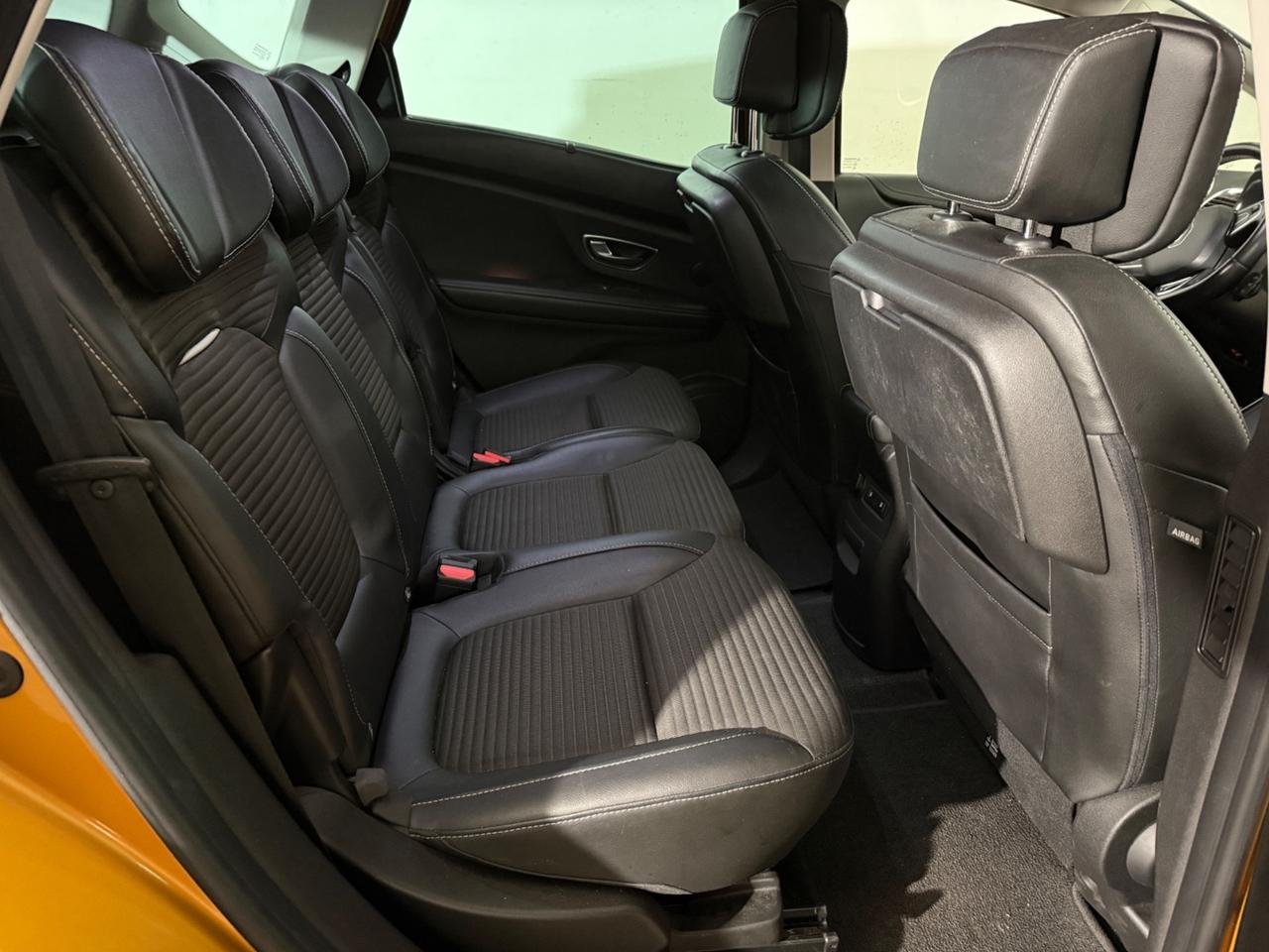 Renault Scénic dCi 110 CV EDC Bose