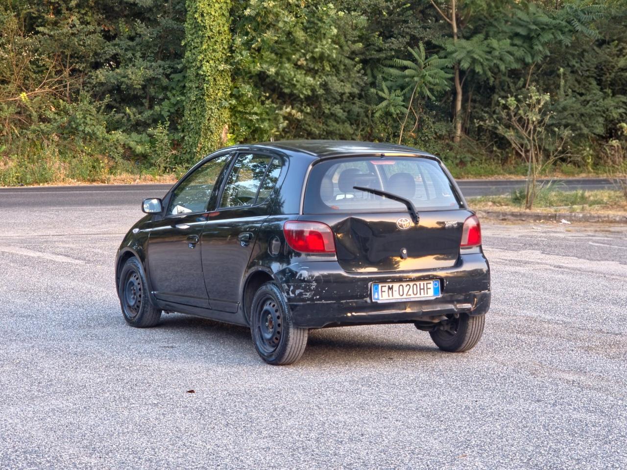 Toyota Yaris 1.0i 16V cat 5 porte Sol CV-65 GPL E3 Manuale NEO 2004