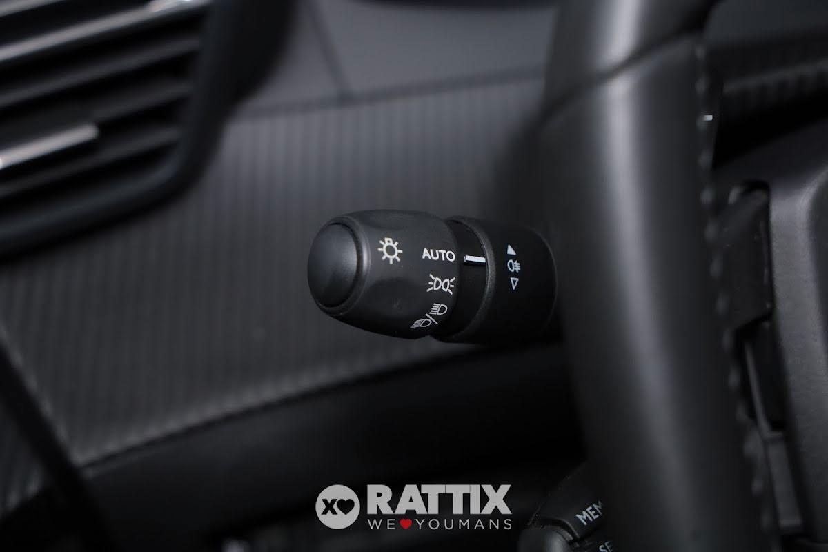 Peugeot 208 1.2 hybrid Allure e-dcs 6