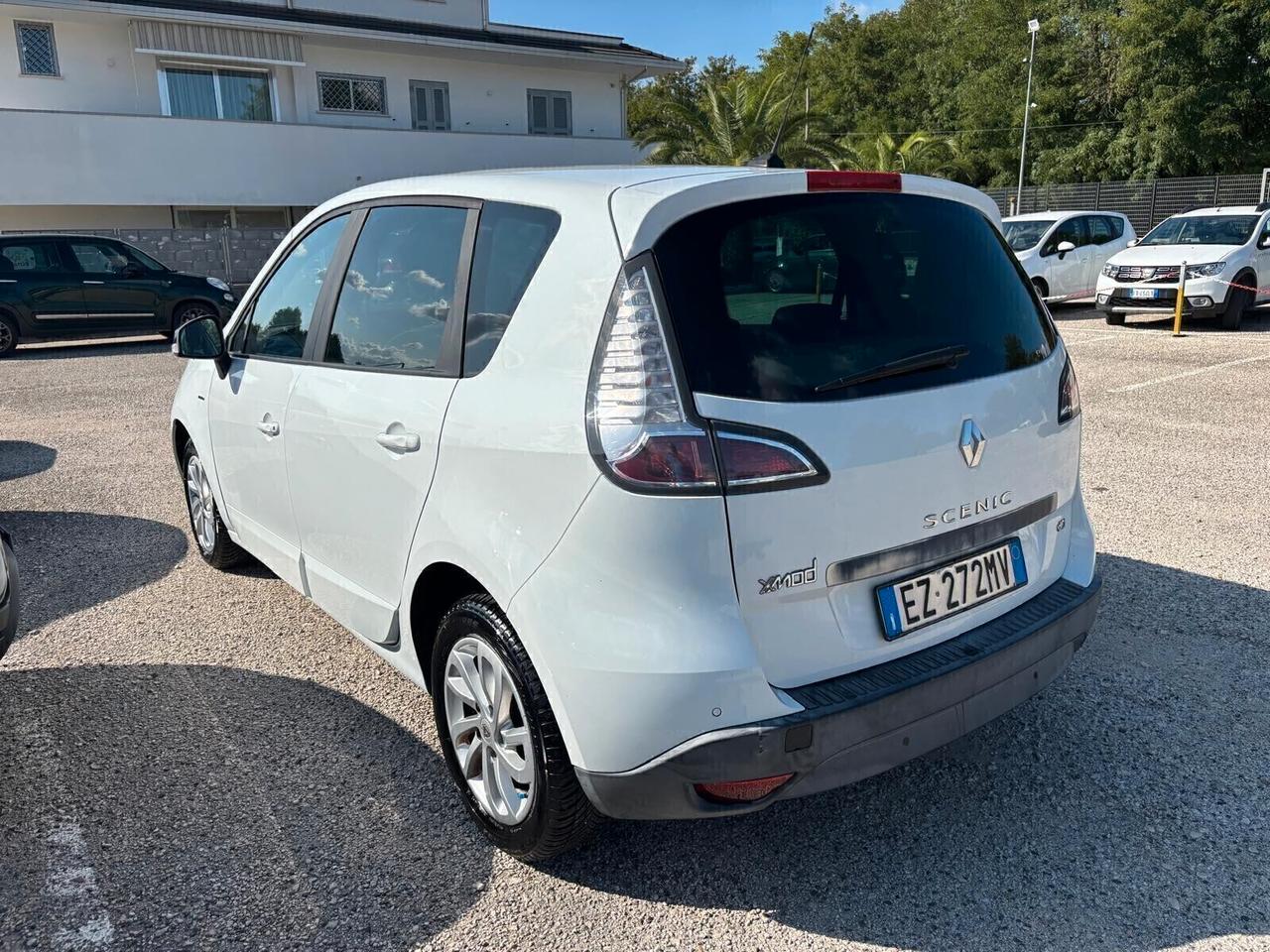 Renault Scenic XMod 1.5 dCi Limited - 2015