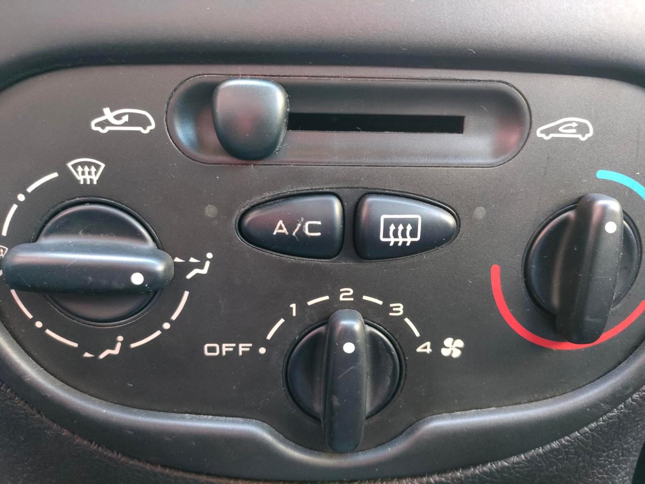 Peugeot 206 1.4 5p. XT