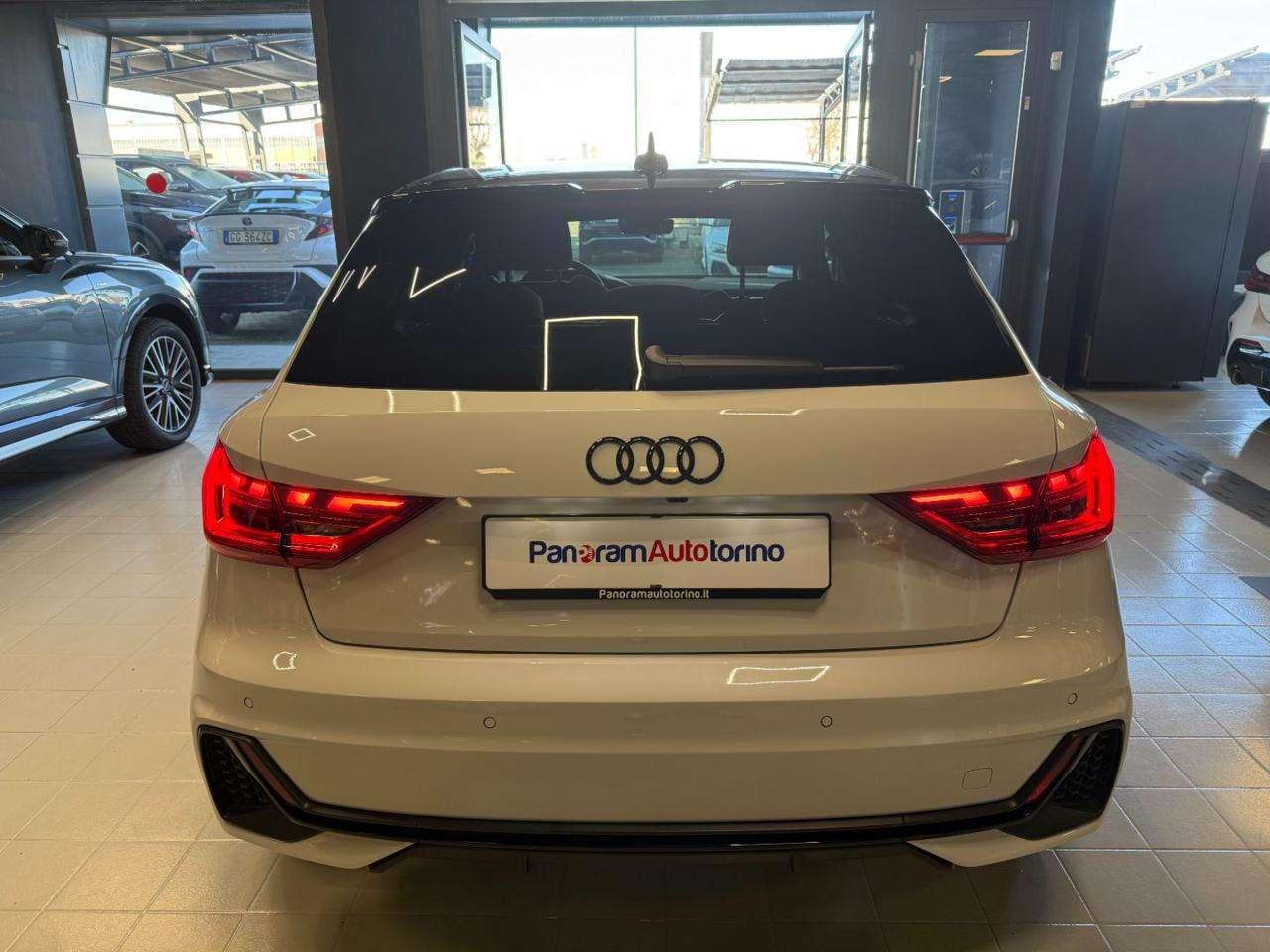 Audi A1 SPB 30 TFSI 116CV Identity Black S-line stronic