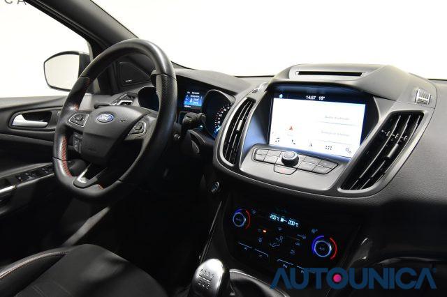 FORD Kuga 1.5 TDCI 120CV 2WD ST-LINE NAVIGATORE