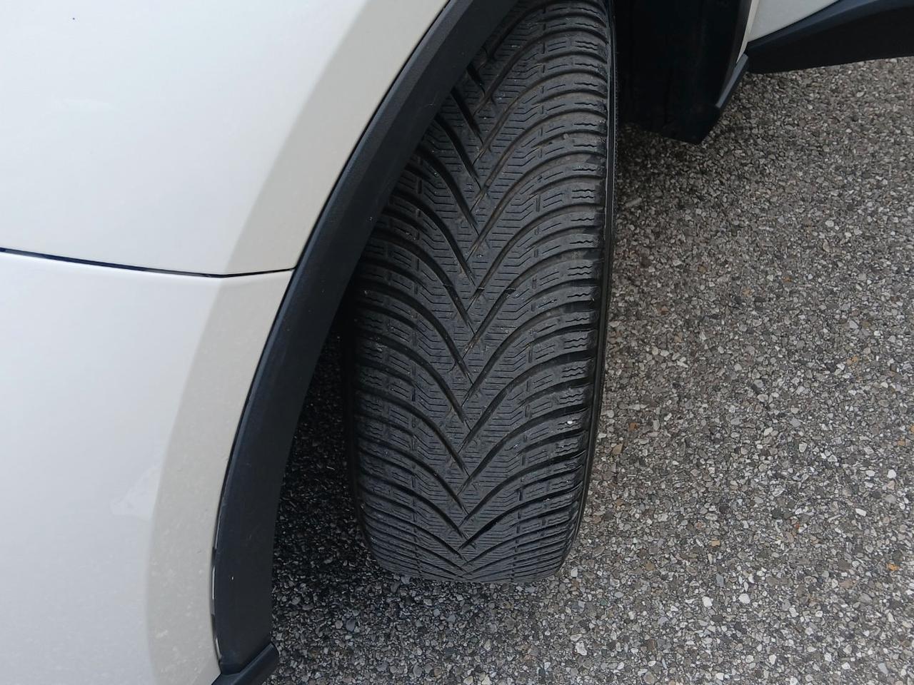 Toyota C-HR 1.8h Business e-cvt