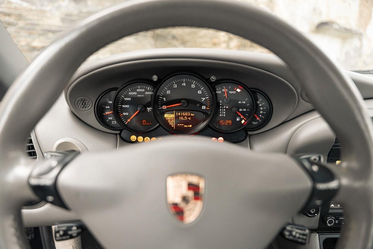 Porsche 911 Carrera 4 tiptronic Cat Coupé ASI