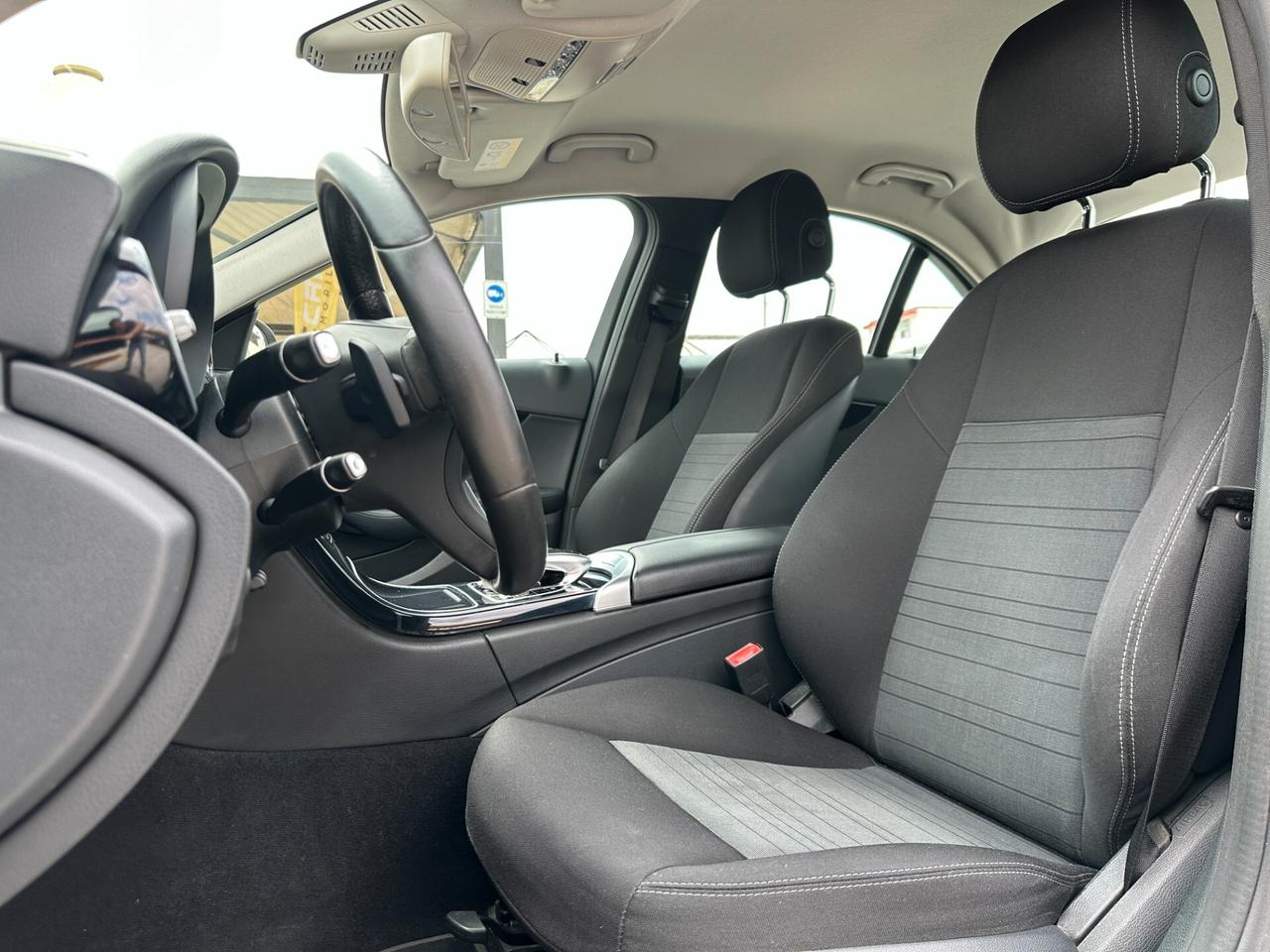 MERCEDES BENZ C 180 d Auto Executive