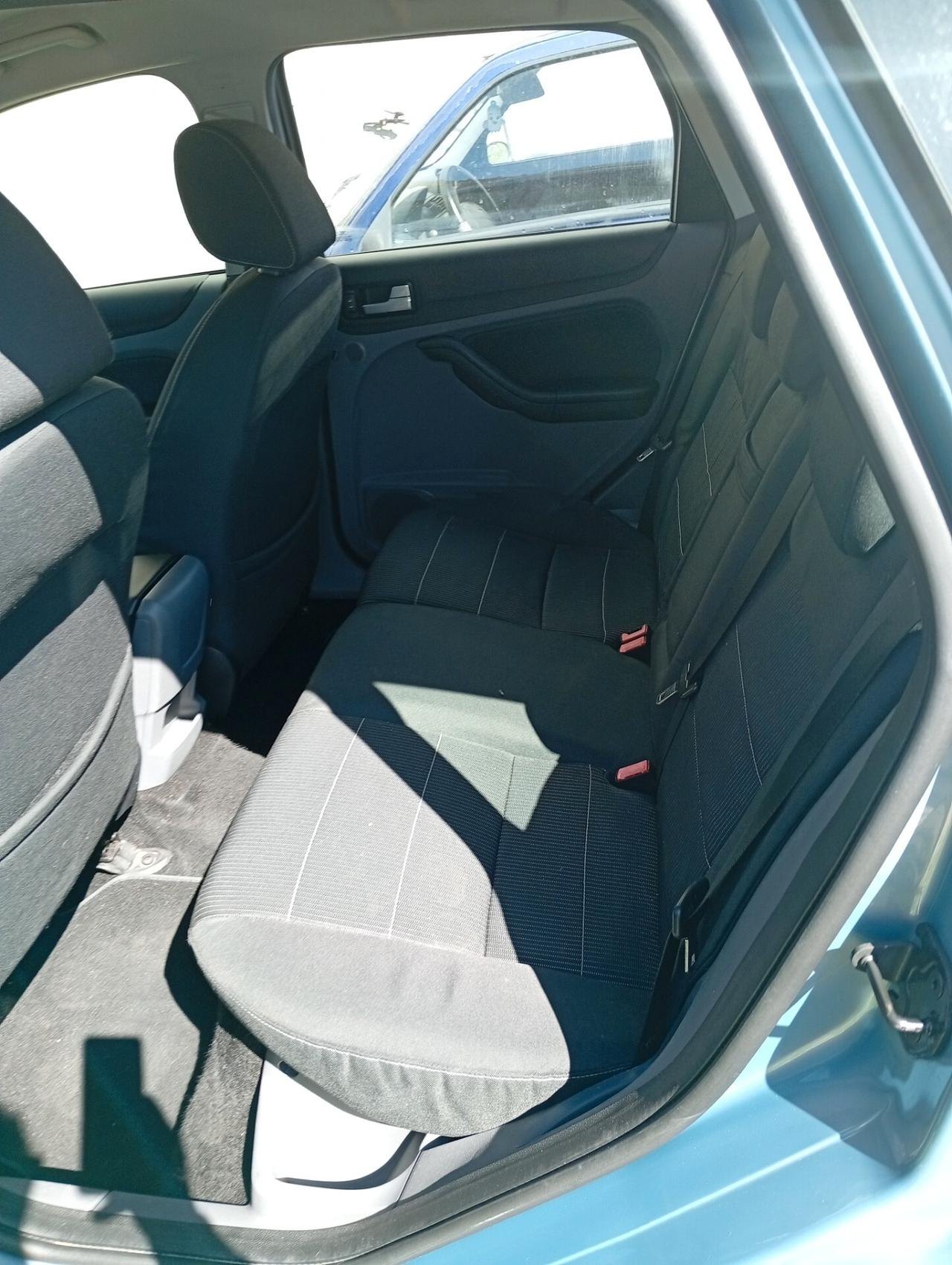 Ford Focus 1.6 TDCi TITANIUM
