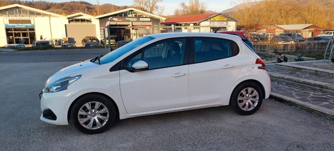 Peugeot 208 1.2 PureTech 82cv 5 porte