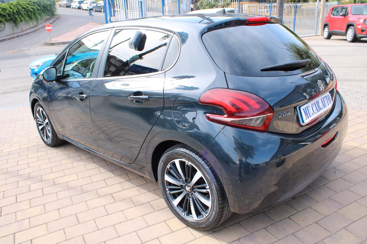 Peugeot 208 PureTech 82 Stop&Start 5 porte Signature