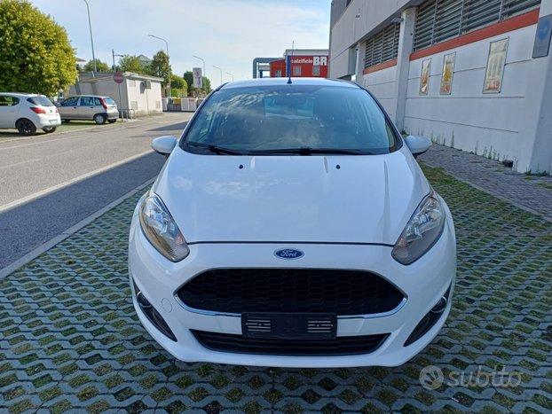 Ford Fiesta 1.2 Ikon 5 porte Business 60cv