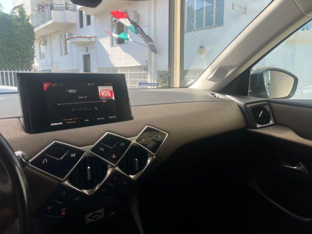 DS AUTOMOBILES DS 3 Crossback BlueHDi 100 So ChicDA ?149,00