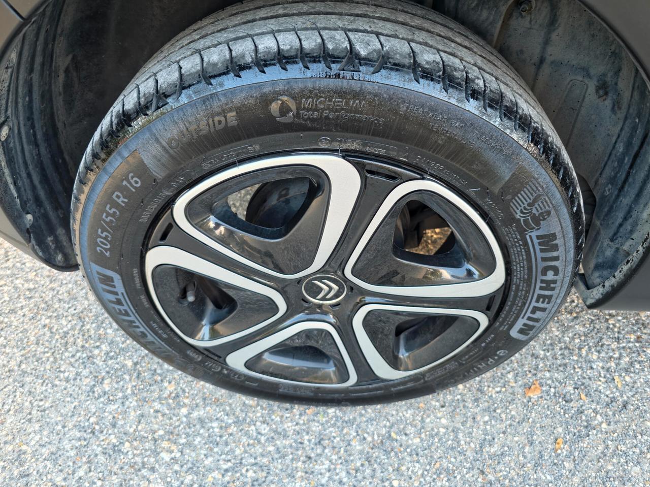 Citroen C3 PureTech 83 S&S Shine Pack E6 Manuale NEO 2022