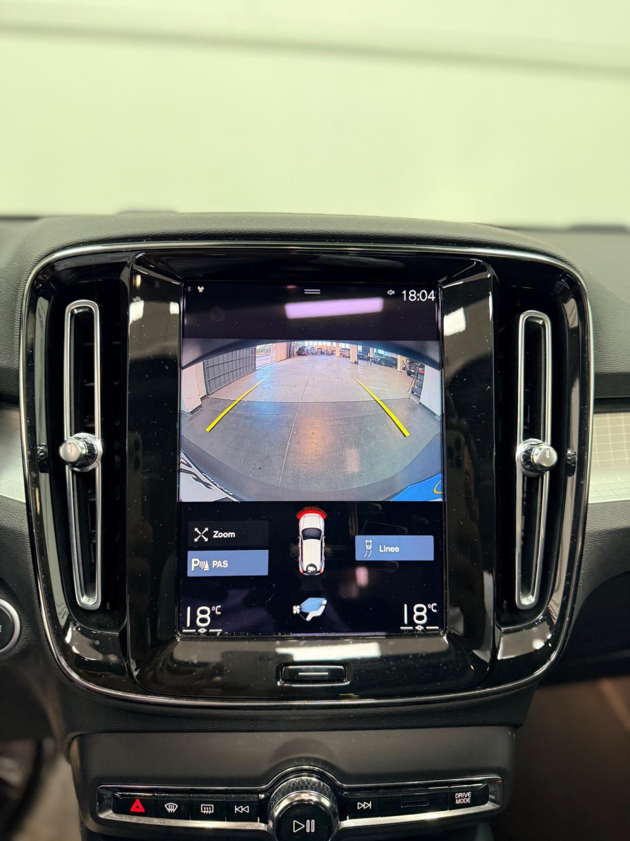 Volvo XC40 1.5 T2 aut 129cv Neopatentati Momentum 05/2022
