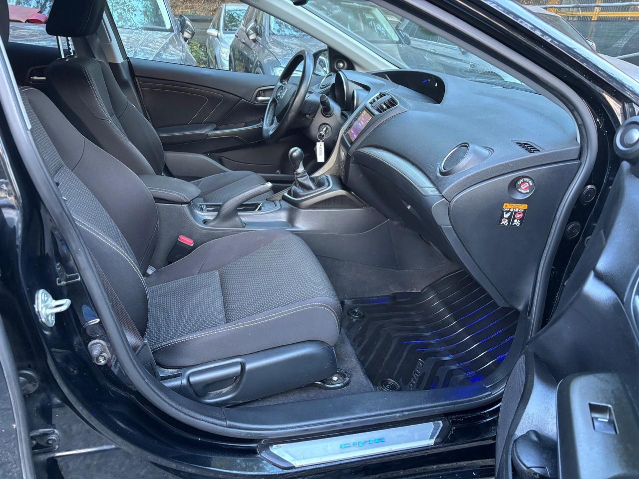 Honda Civic Tourer 1.6 i - OK Neopatentati