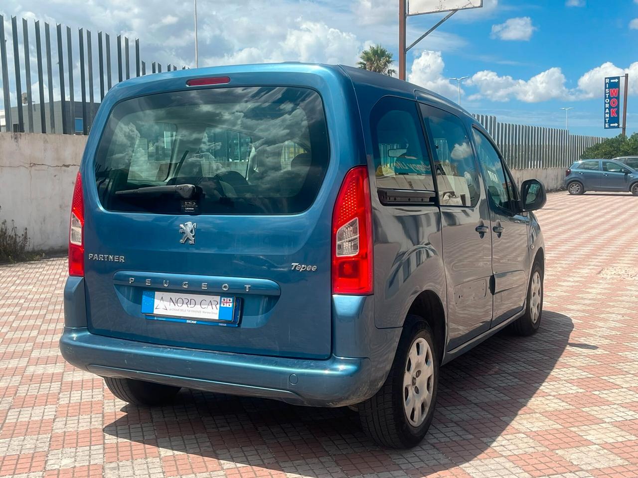 Peugeot Partner Tepee Autocarro 1.6 HDi