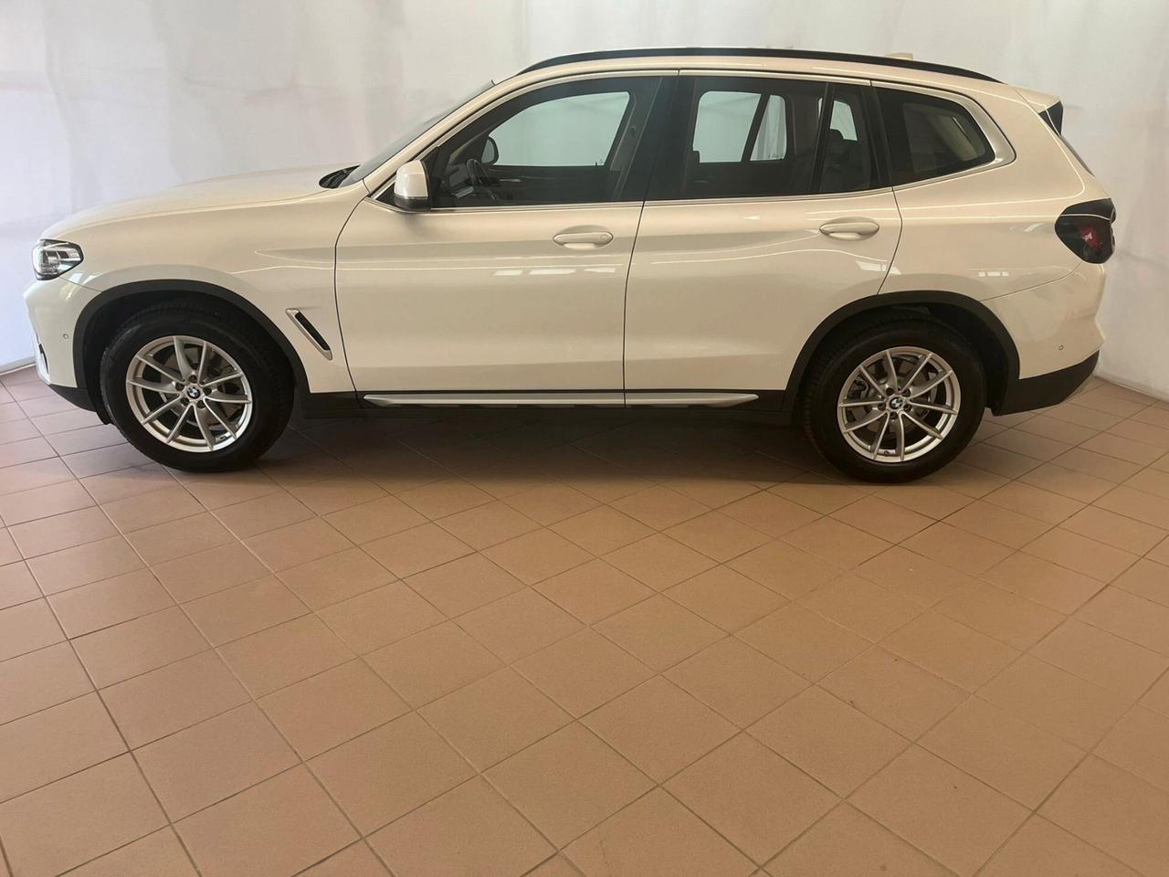 Bmw X3 sDrive18d 48V