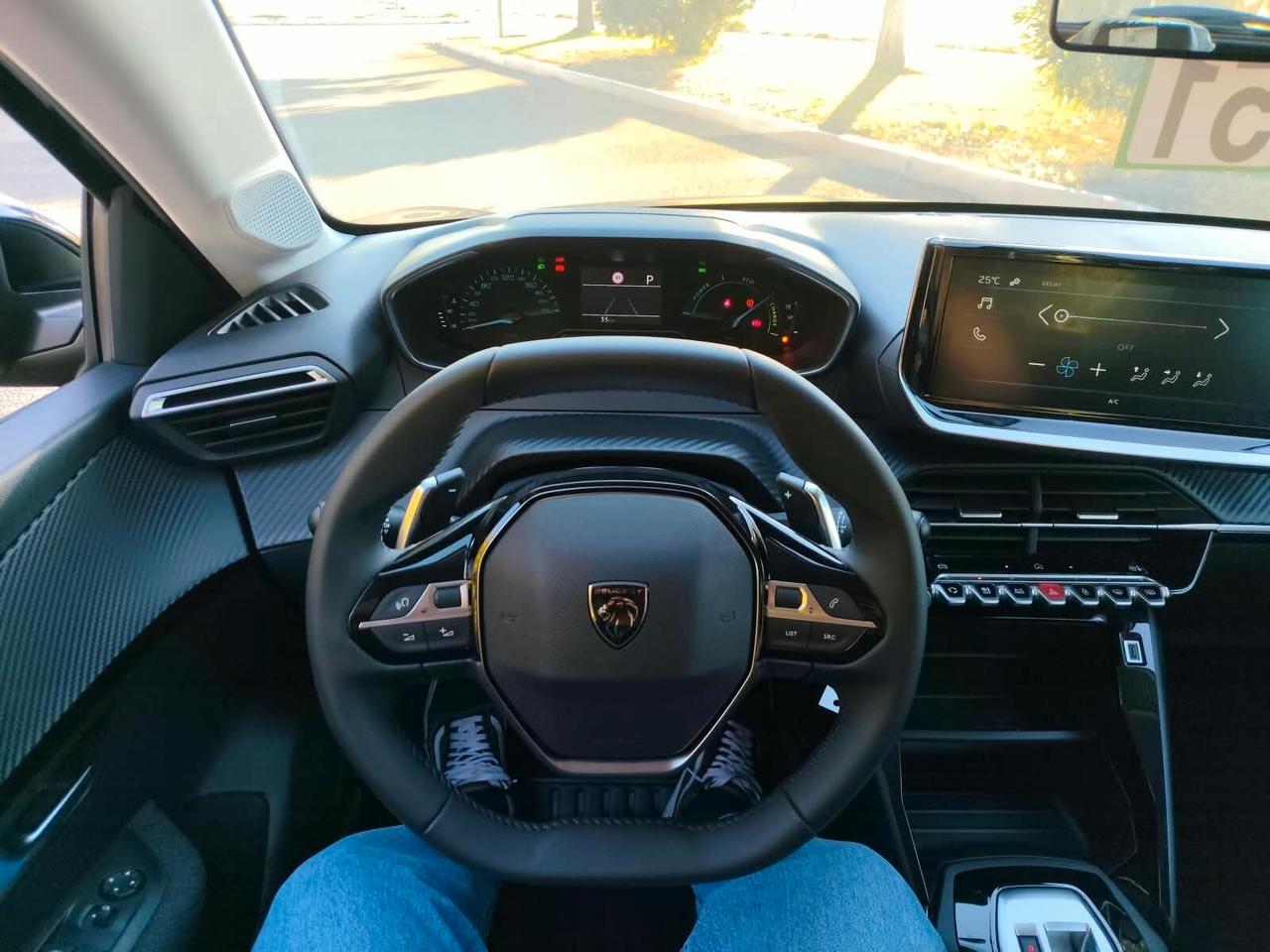 Peugeot 208 Hybrid 110 e-DCS6 Style