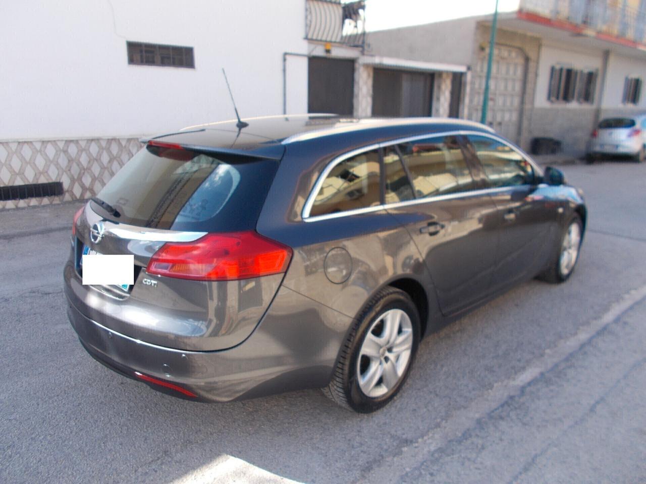 Opel Insignia 2.0 CDTI Sports Tourer Cosmo