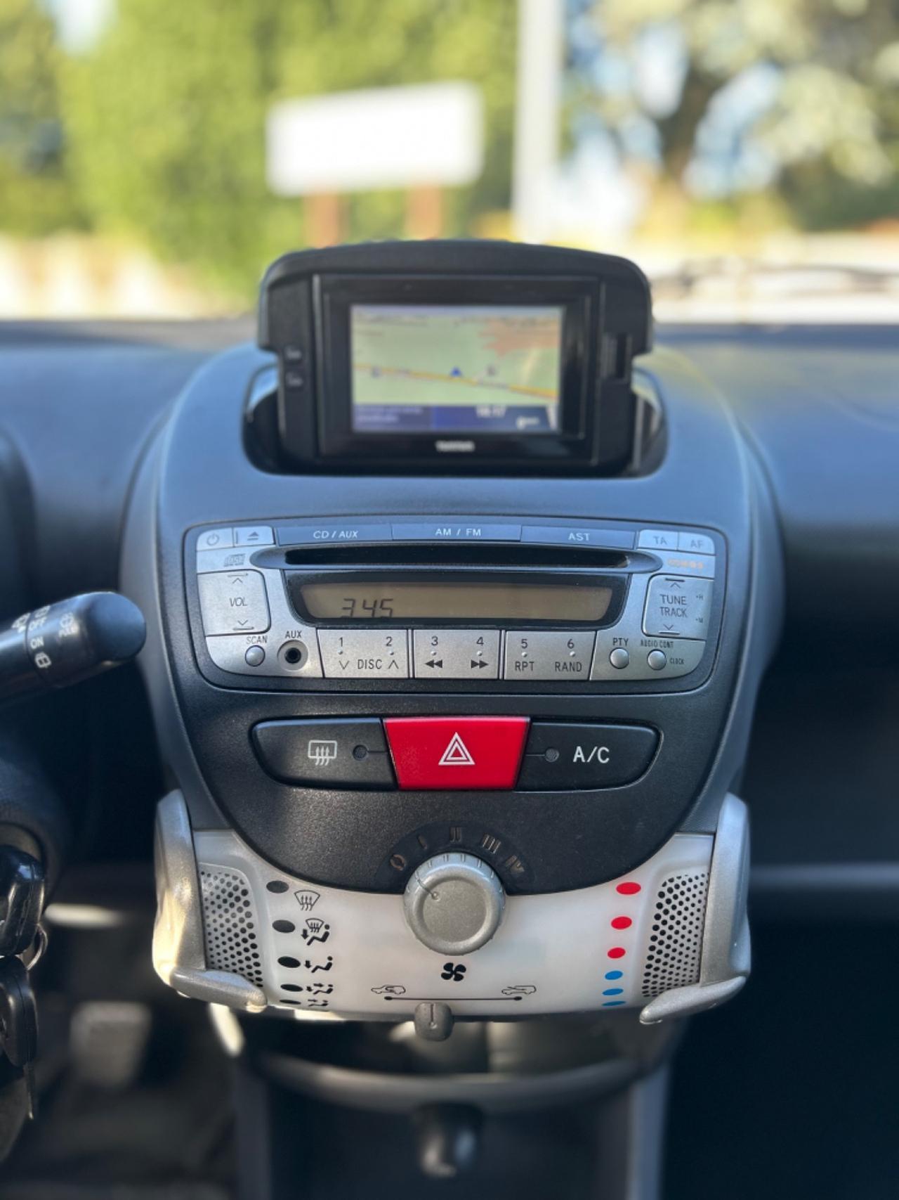 Toyota Aygo 1.0 12V VVT-i 5 porte