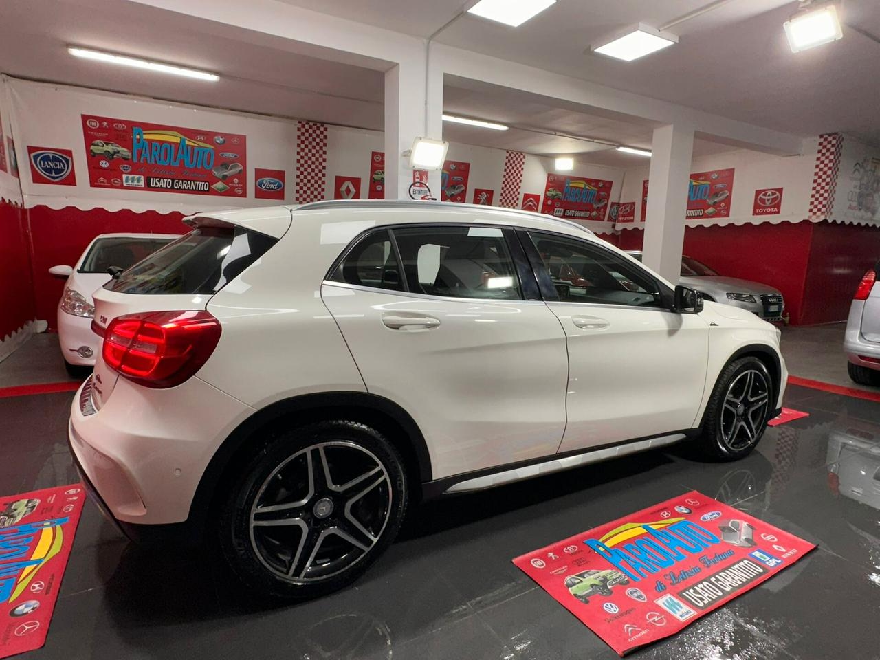 Mercedes-benz GLA 220 2.1 136cv Premium - 2014