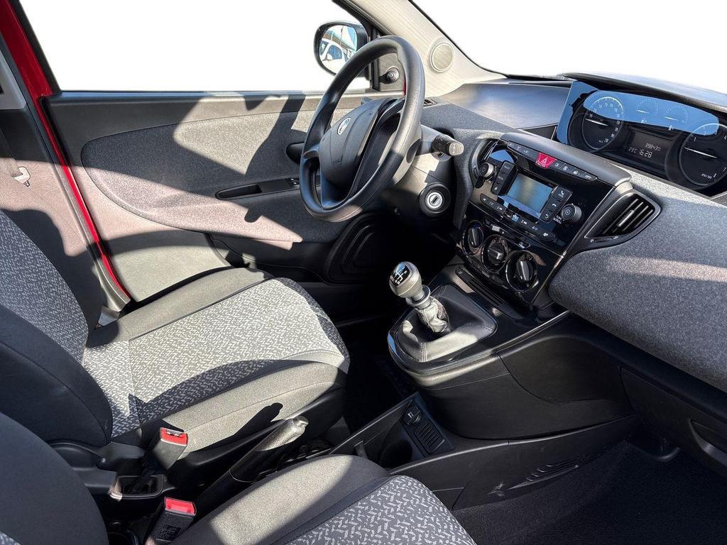 Lancia Ypsilon 1.0 hybrid Silver s&s 70cv