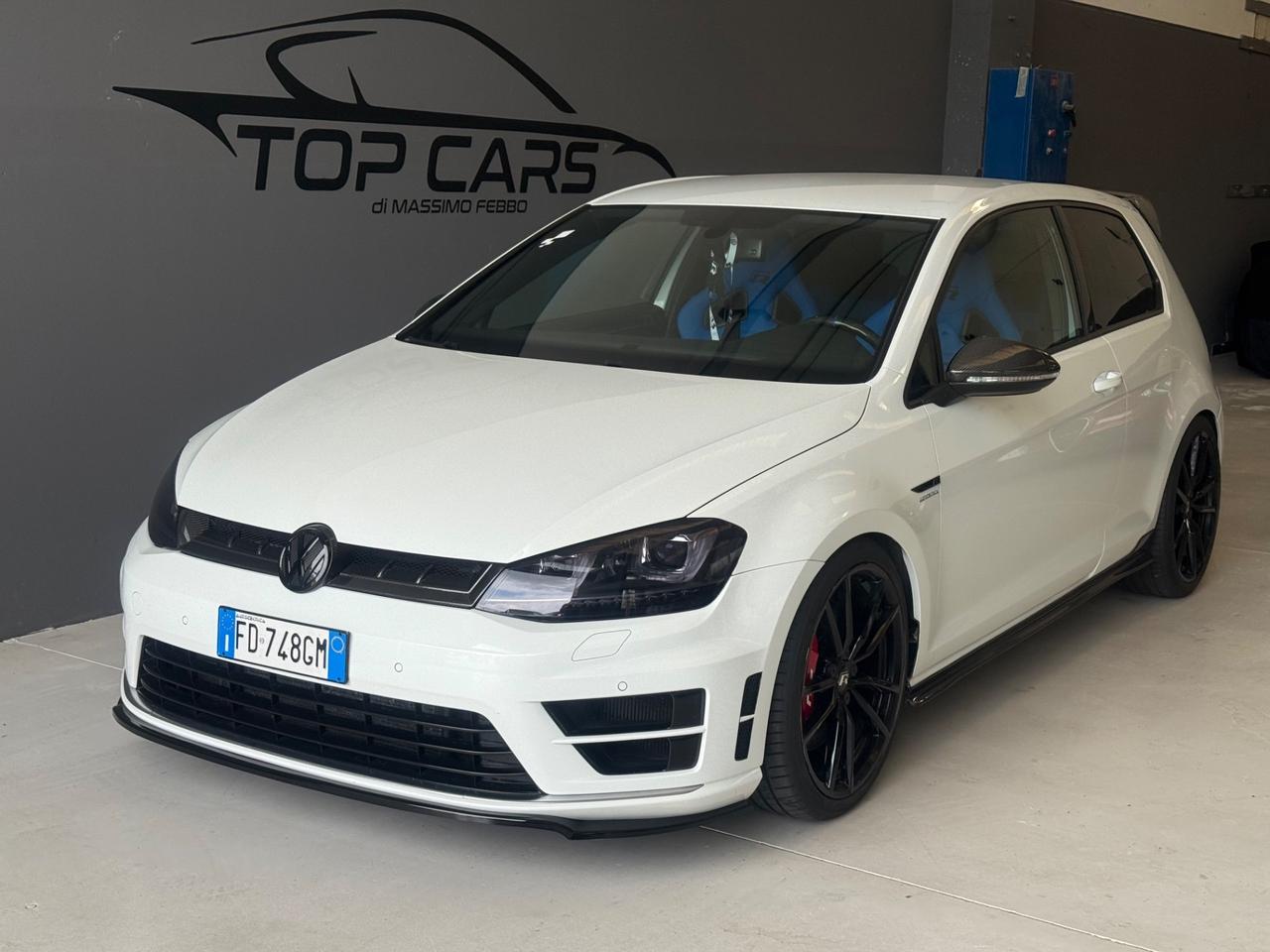Volkswagen Golf GTI 7R da VETRINA