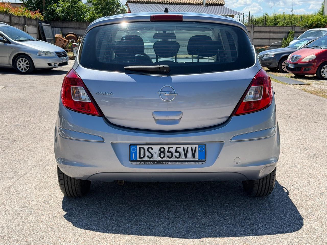 Opel Corsa 1.2 5 porte Easytronic Club