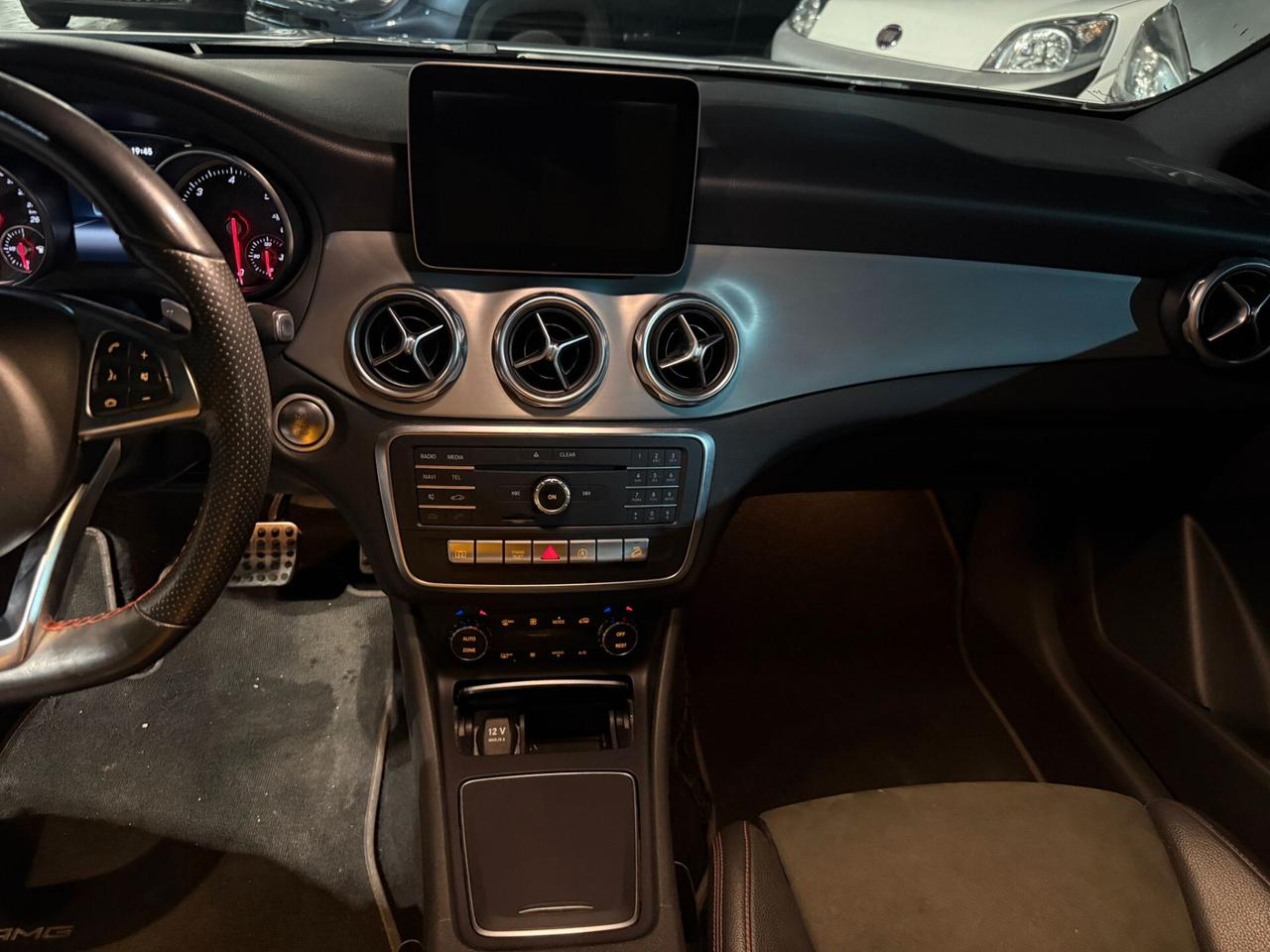 Mercedes-benz GLA 200 d Automatic 4Matic Premium