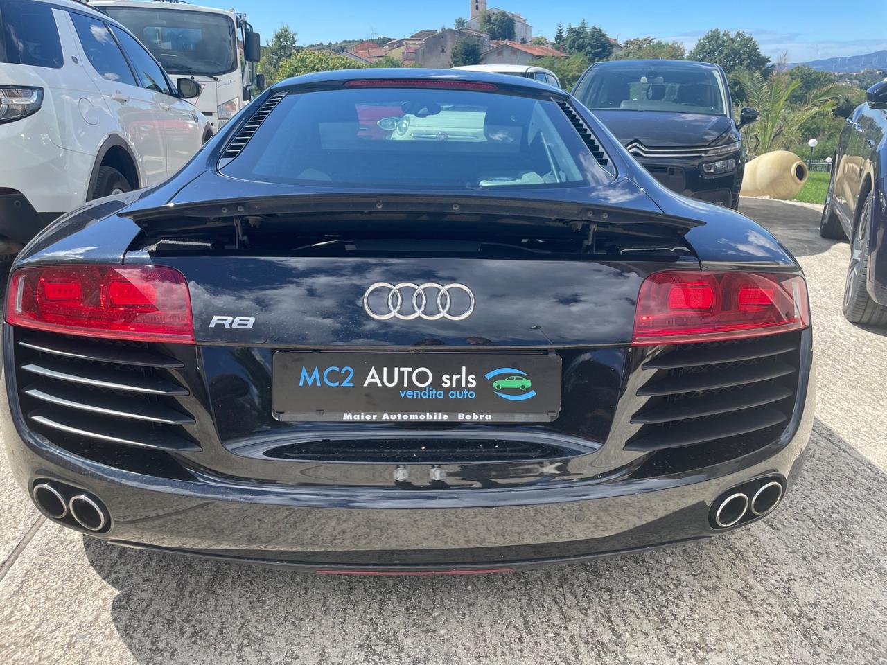 Audi R8 4.2 V8 FSI quattro R tronic