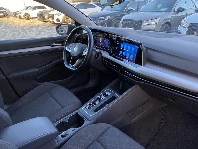 Volkswagen Golf 8 Life 2.0 TDI 150 CV DSG