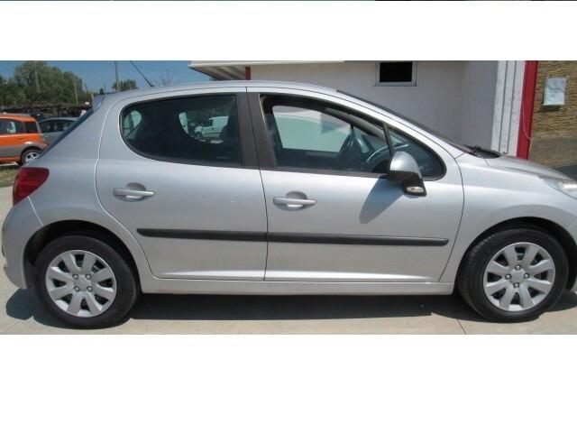 Peugeot 207 1.4 8V 75CV 5p. X Line ECO GPL NEOPATENTATI
