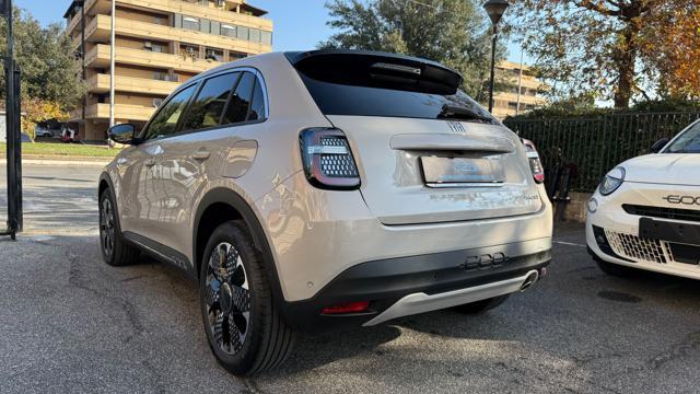 FIAT 600 HYBRID 1.2 110CV DCT MHEV LA PRIMA*24M.G*CAM360°*