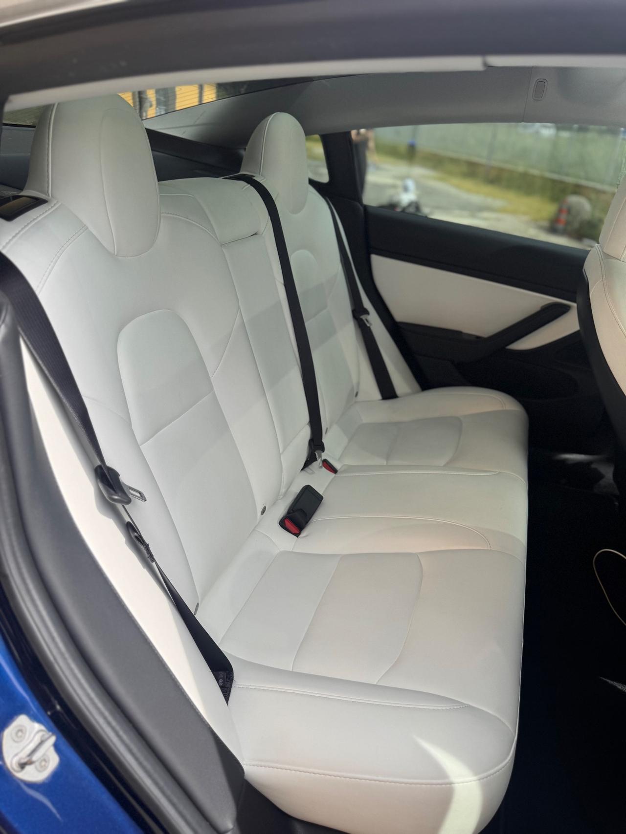 Tesla Model 3 Long Range Performance AWD