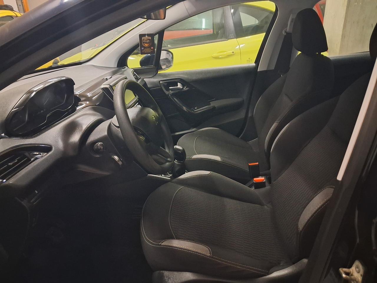 Peugeot 208 unico prop 1.4 hdi 2015