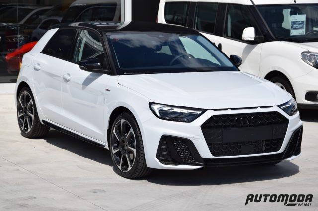 AUDI A1 1.0TFSI Stronic Identity black