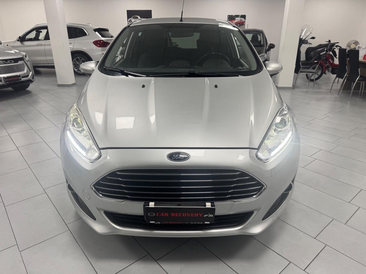 Ford Fiesta 1.5 TDCi 75CV 5 porte Titanium