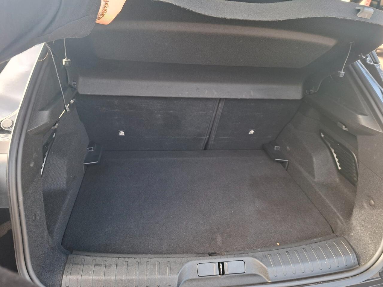 Alfa Romeo Junior 1.2 136 CV Hybrid eDCT6 Speciale