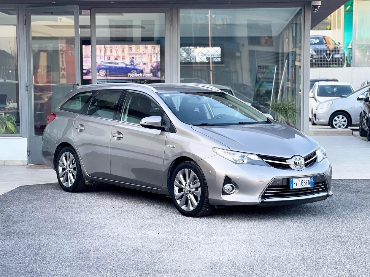 Toyota Auris 1.8 Hybrid 99CV E5 Automatica - 2014