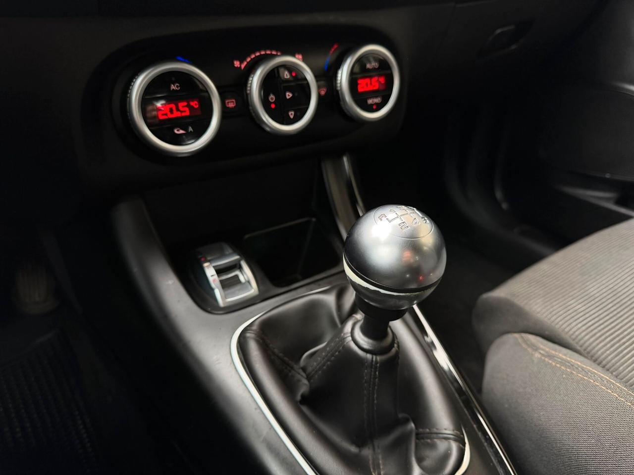 Alfa Romeo Giulietta 1.6 JTDm-2 105 CV Progression