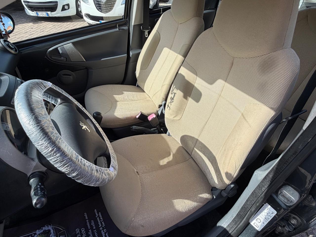 Peugeot 107 1.0 68CV 3p. Sweet Years