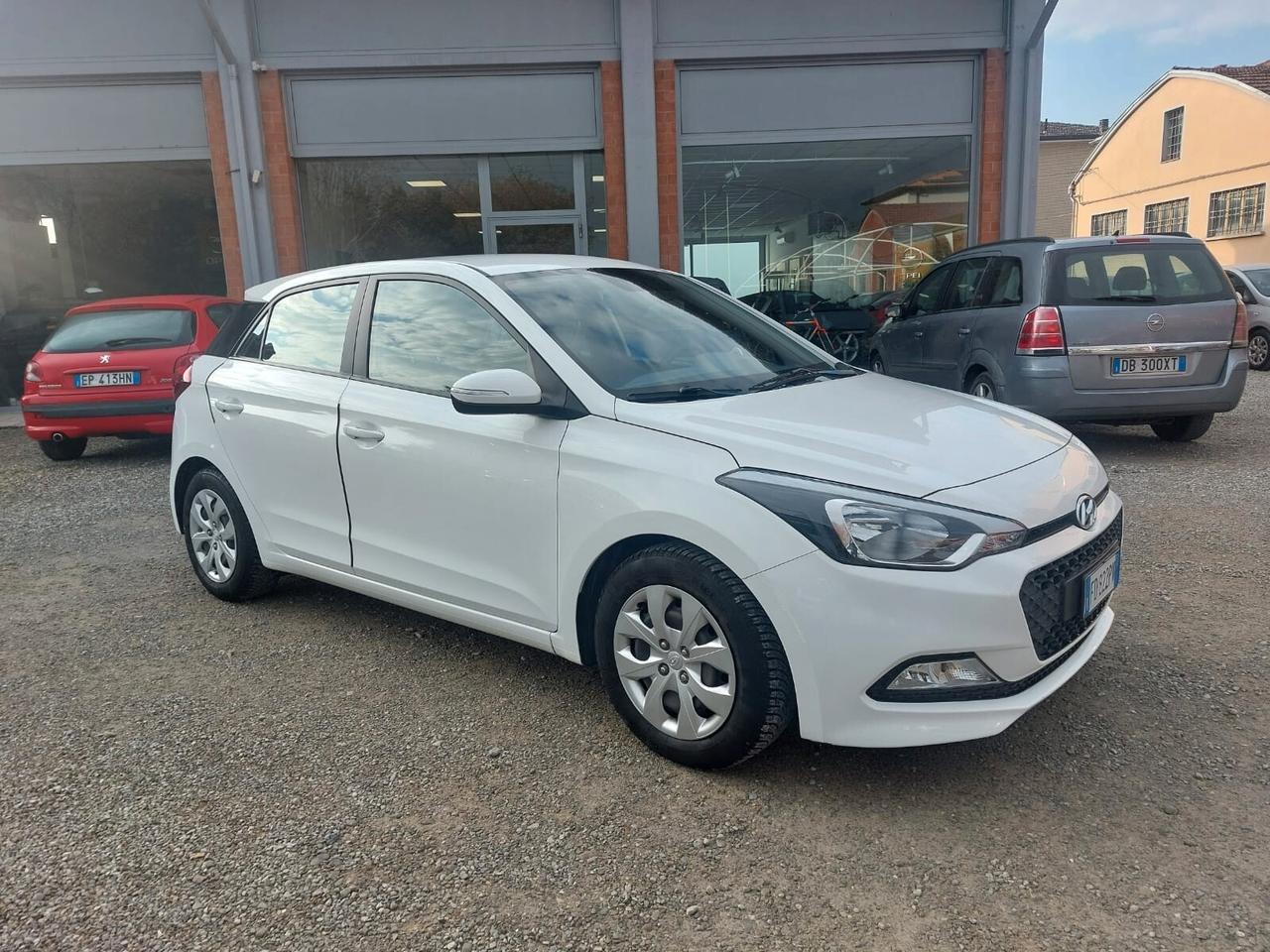 Hyundai i20 1.2 5 porte Econext GPL CASA MADRE