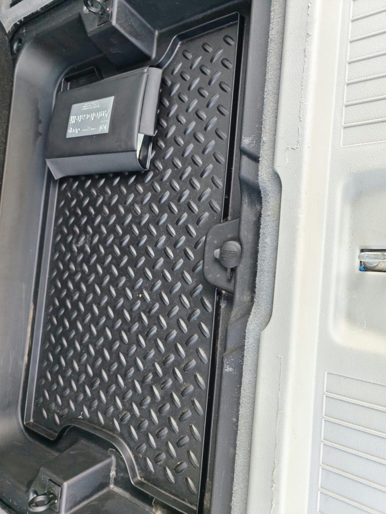 Jeep Cherokee 2.8 CRD DPF Limited Auto