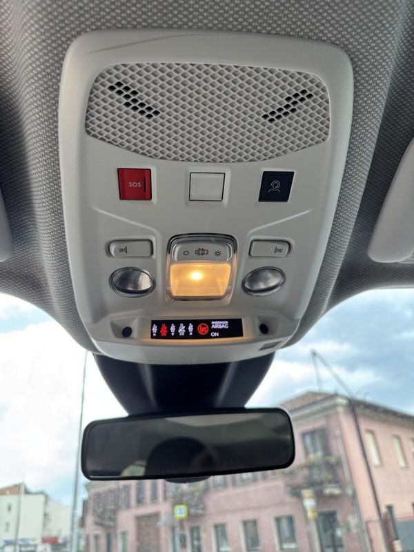 Jeep Avenger 1.2 turbo Altitude fwd 100cv LED-APP CONNECT-17"