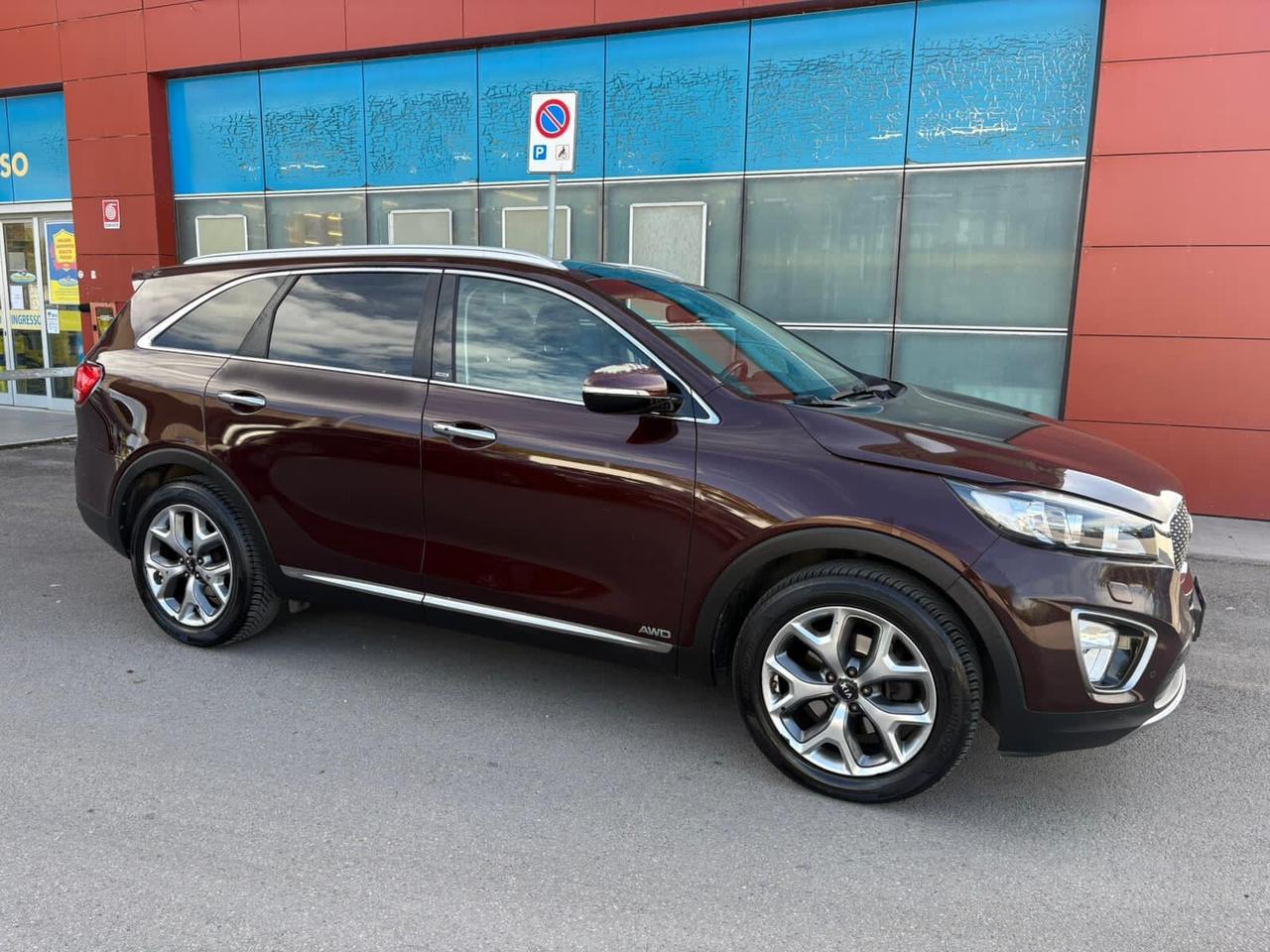 Kia Sorento 2.2 CRDi AWD Rebel 2017 200CV 166.000 KM