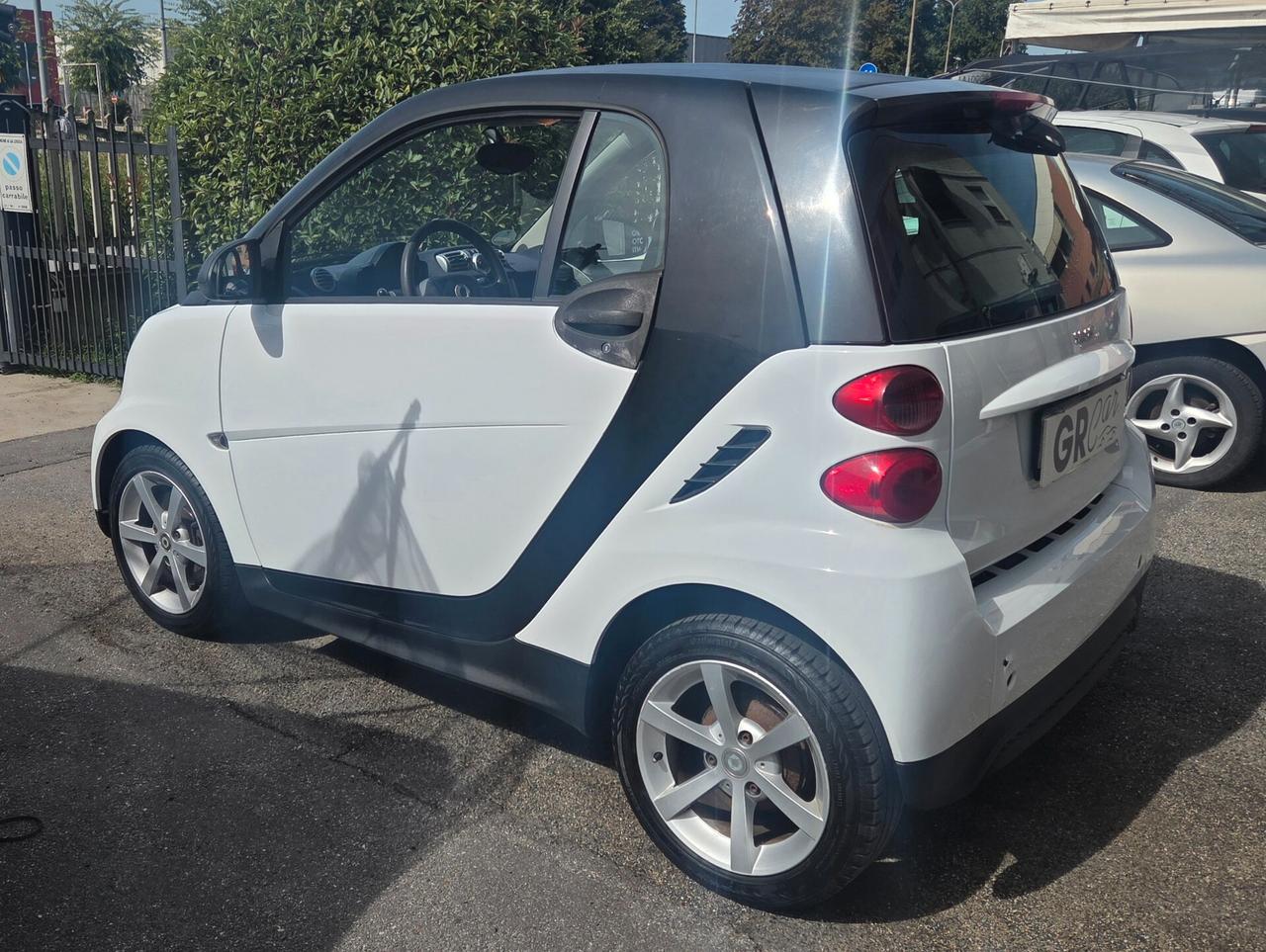 Smart ForTwo 1000 52 kW coupé pure
